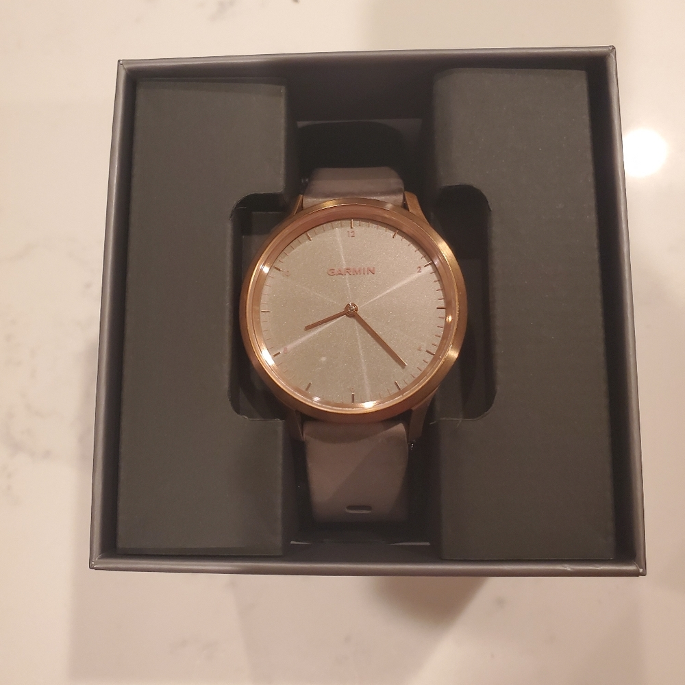 Garmin Vivomove HR